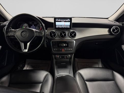 Used 2015 Mercedes-Benz GLA 250 4MATIC image 16