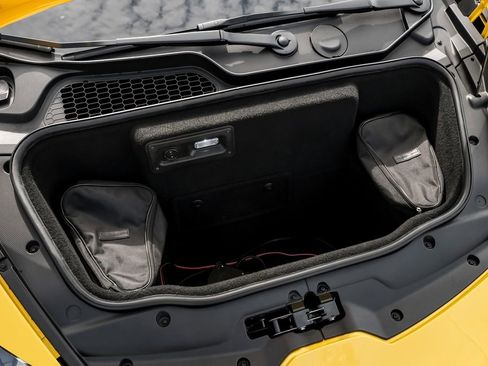 Used 2018 Lamborghini Huracan Performante image 44