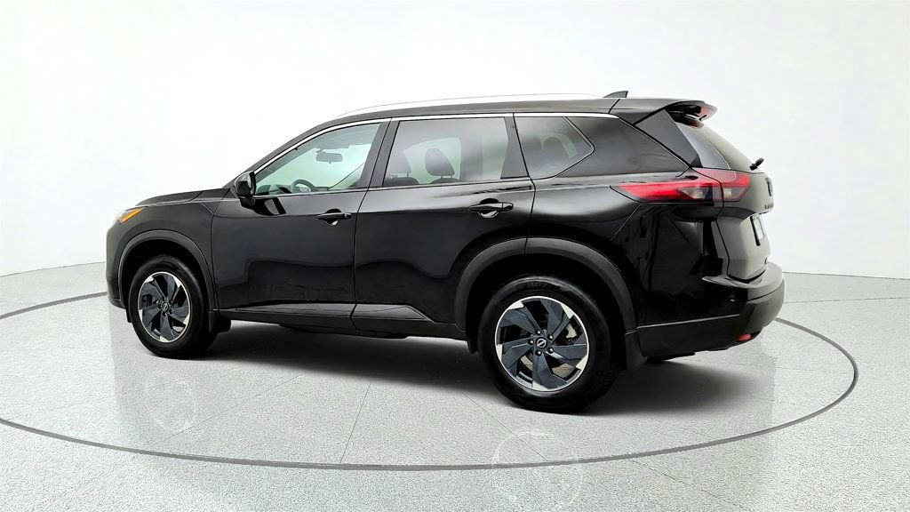 Used 2026 Nissan Rogue SV w/ SV Premium Package AWD/4WD image 7