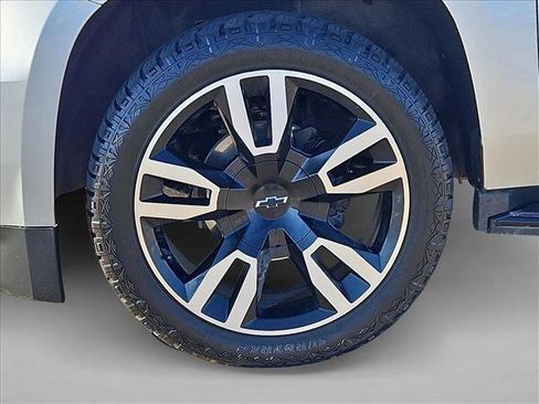 Used 2020 Chevrolet Tahoe Premier w/ RST 6.2L Performance Edition image 25