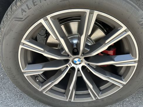 Used 2027 BMW X6 xDrive40i w/ Premium Package AWD/4WD image 14