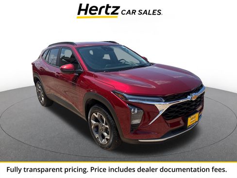 Used 2025 Chevrolet Trax LT w/ LT Convenience Package FWD image 1