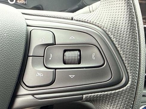 New 2026 Buick Envista Sport Touring FWD image 24