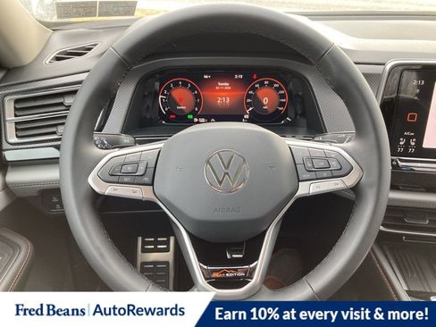 New 2026 Volkswagen Atlas Peak Edition image 15