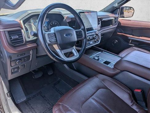 Used 2022 Ford Expedition Max Limited RWD image 13