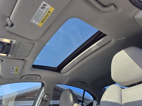 Used 2016 Acura TLX V6 w/ Technology Package image 12