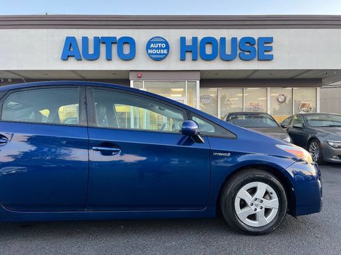 Used 2010 Toyota Prius Five image 34
