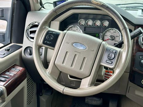 Used 2008 Ford F250 Lariat AWD/4WD image 11