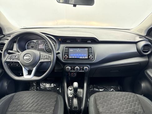 Used 2022 Nissan Kicks S image 19