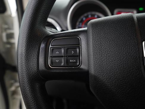 Used 2019 Dodge Journey SE AWD/4WD image 26