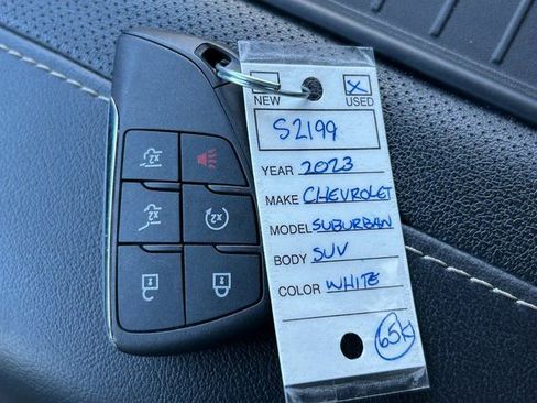Used 2023 Chevrolet Suburban Premier image 37