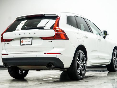 Used 2020 Volvo XC60 T5 Momentum w/ Protection Package Premier AWD/4WD image 13