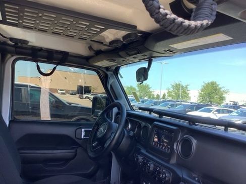 Used 2021 Jeep Gladiator Sport AWD/4WD image 28