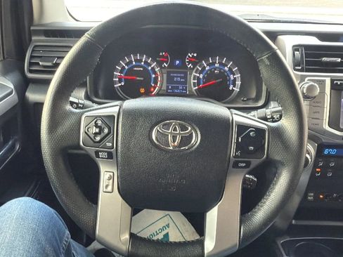 Used 2017 Toyota 4Runner Limited image 10