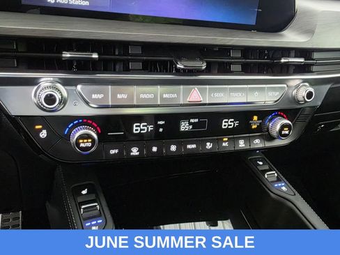 Used 2024 Kia Telluride SX Prestige X-Line AWD/4WD image 32