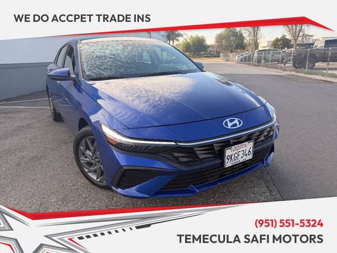 Used 2024 Hyundai Elantra SEL FWD image 1