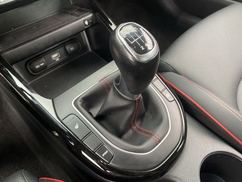 Used 2022 Kia Forte GT FWD image 25