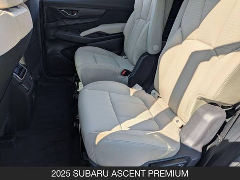 Used 2025 Subaru Ascent Premium AWD/4WD image 16