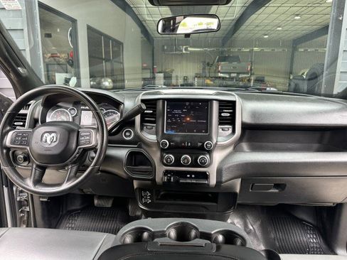 Used 2022 RAM 2500 Tradesman w/ Chrome Appearance Group image 15