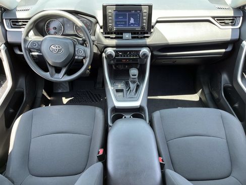 Used 2021 Toyota RAV4 LE w/ Carpet Mat Package (TMS) FWD image 9