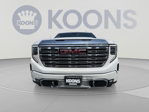 Used 2023 GMC Sierra 1500 Denali AWD/4WD image 11