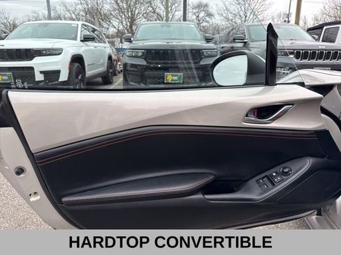 Used 2022 MAZDA MX-5 Miata RF Grand Touring image 33