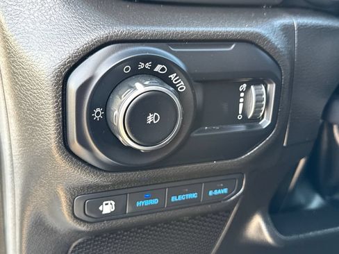 Used 2023 Jeep Wrangler Unlimited w/ 8.4" Radio Group AWD/4WD image 29