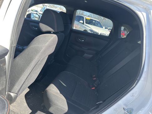 Used 2023 Honda HR-V Sport image 6