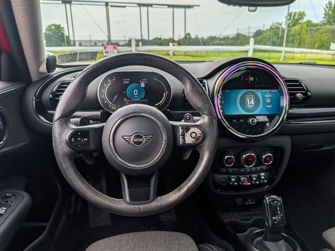 Used 2022 MINI Cooper Clubman S w/ Premium Package AWD/4WD image 30