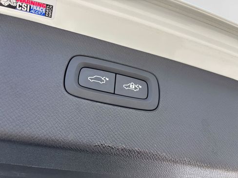 Used 2019 Volvo XC90 T6 Momentum AWD/4WD image 46