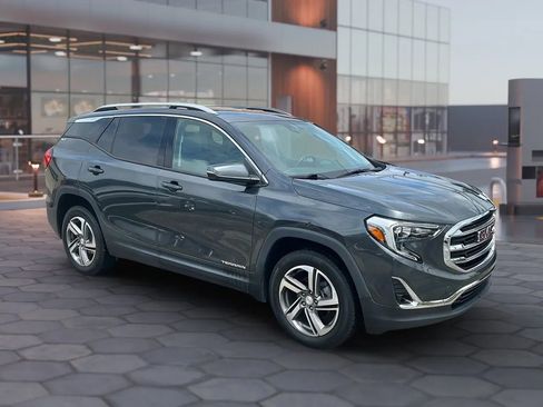 Used 2020 GMC Terrain SLT image 10