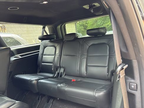 Used 2015 Toyota Avalon XLE FWD image 15