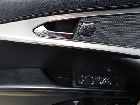 Used 2019 Lincoln Nautilus FWD image 33