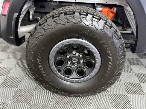 Certified 2025 Ford F150 Raptor image 32