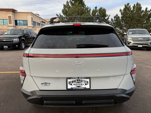 Used 2024 Hyundai Kona SEL image 4