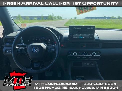 Used 2023 Honda Pilot Elite image 13