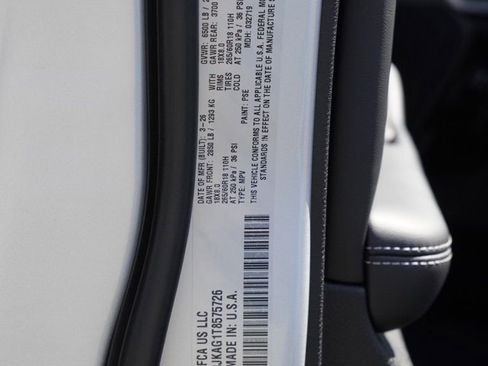 New 2026 Jeep Grand Cherokee L Laredo AWD/4WD image 33