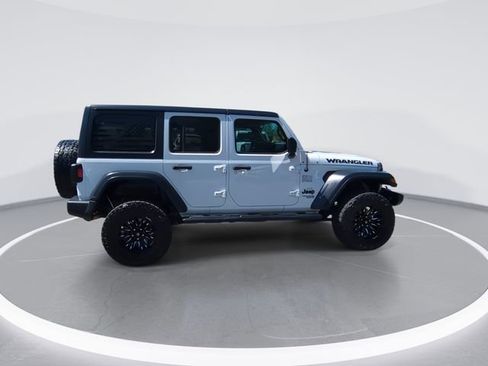 Used 2018 Jeep Wrangler Unlimited Sport S image 9