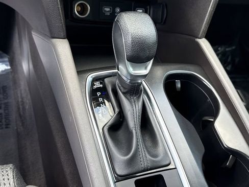 Used 2020 Hyundai Santa Fe SE FWD image 31