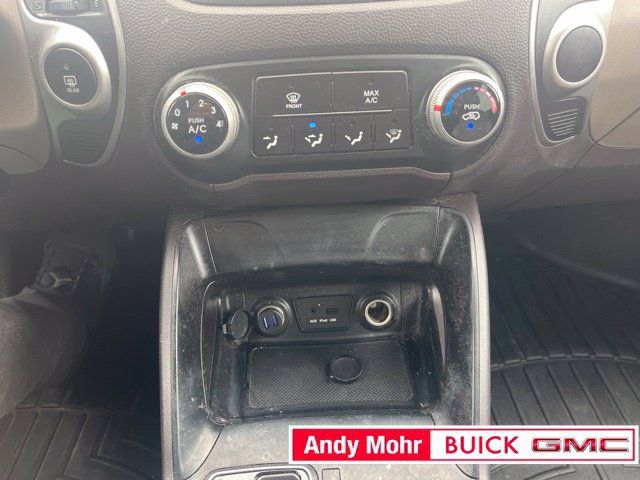 Used 2010 Hyundai Tucson GLS w/ Popular Equipment Pkg 2 AWD/4WD image 30