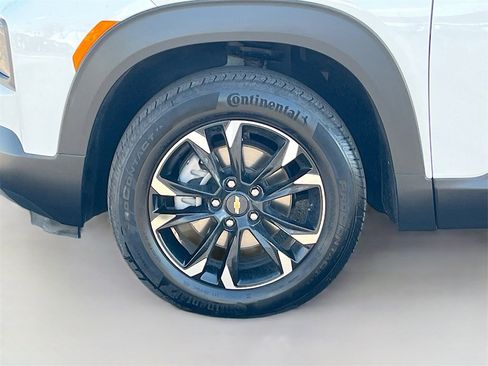 Used 2023 Chevrolet TrailBlazer LT w/ Convenience Package image 29