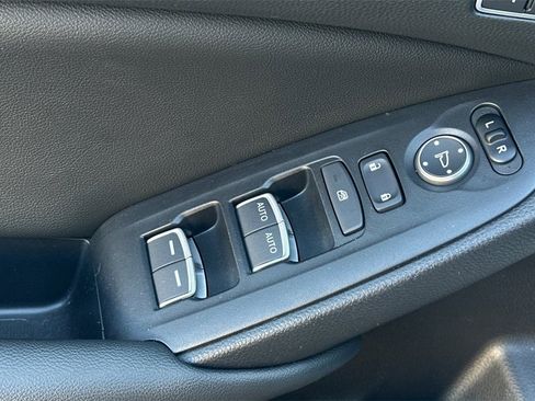 Certified 2019 Honda Accord EX-L image 12