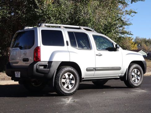 Used 2012 Nissan Xterra PRO-4X w/ Pro-4x Leather Pkg image 4