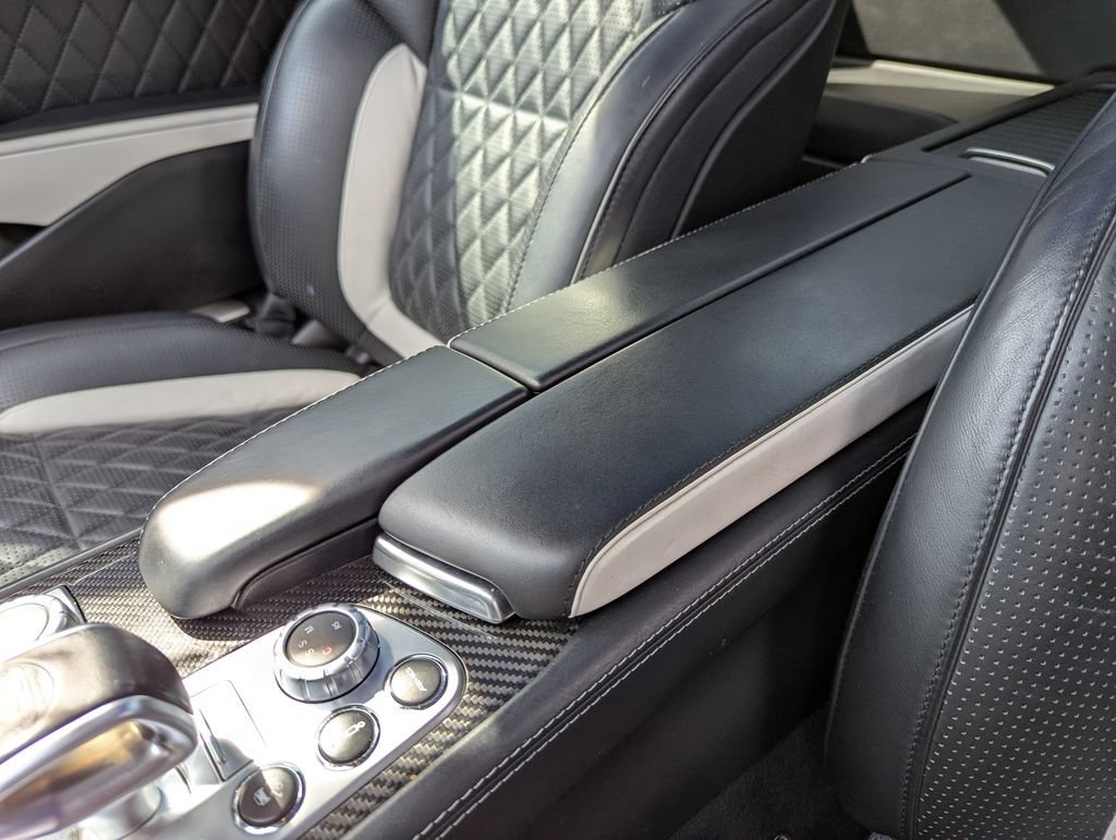 Used 2016 Mercedes-Benz SL 63 AMG image 32