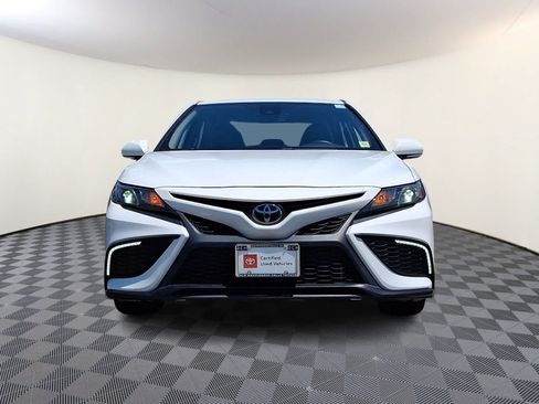 Certified 2024 Toyota Camry SE FWD image 3