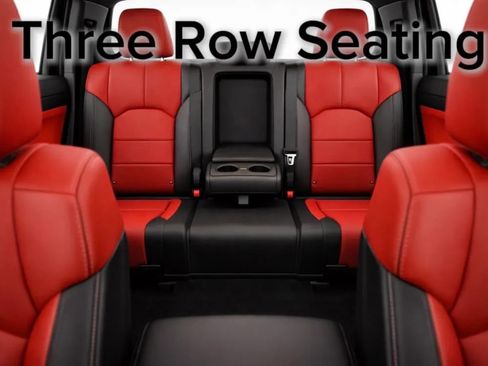 Used 2024 Toyota Highlander XSE image 10