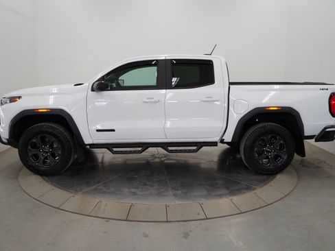 Used 2025 GMC Canyon Elevation w/ Convenience Package image 6