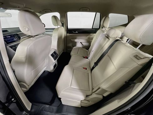 Used 2023 Volkswagen Atlas SE image 23