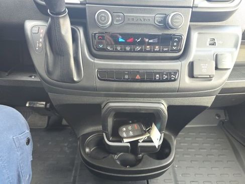 Used 2025 RAM ProMaster 2500 w/ Quick Order Package 22G SLT image 19