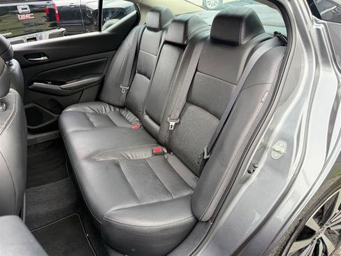 Used 2020 Nissan Altima 2.0 Platinum FWD image 22